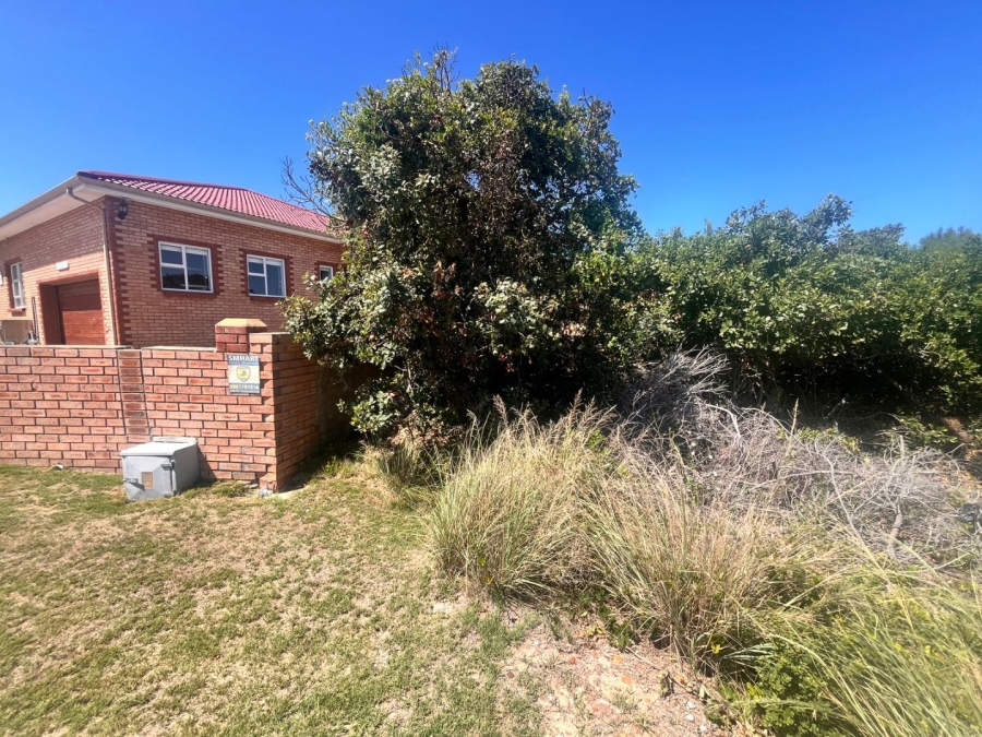 Bedroom Property for Sale in Paradise Beach Eastern Cape